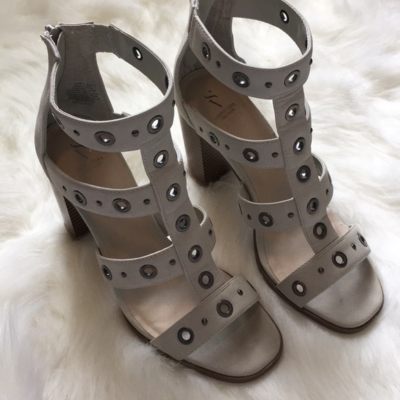 Simply Vera Vera Wang Gladiator Style Heel - Picture 2 of 13